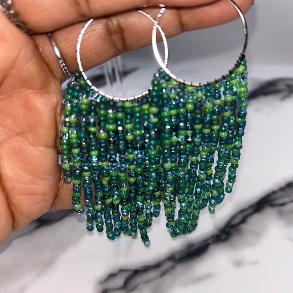 Elegant Beaded Fringe Earrings in Green and Blue - Picture 3 of 4